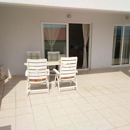 Apartmani ANDRIJA Zivogosce Bagian luar foto