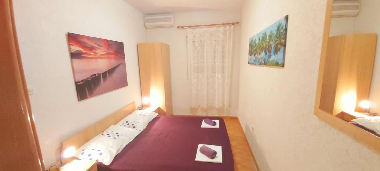 Apartmani ANDRIJA Zivogosce Bagian luar foto