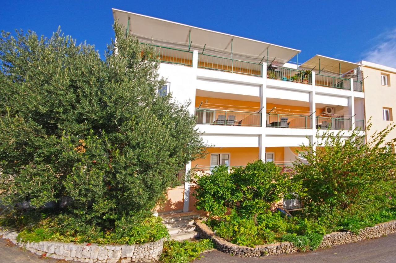 Apartmani ANDRIJA Zivogosce Bagian luar foto