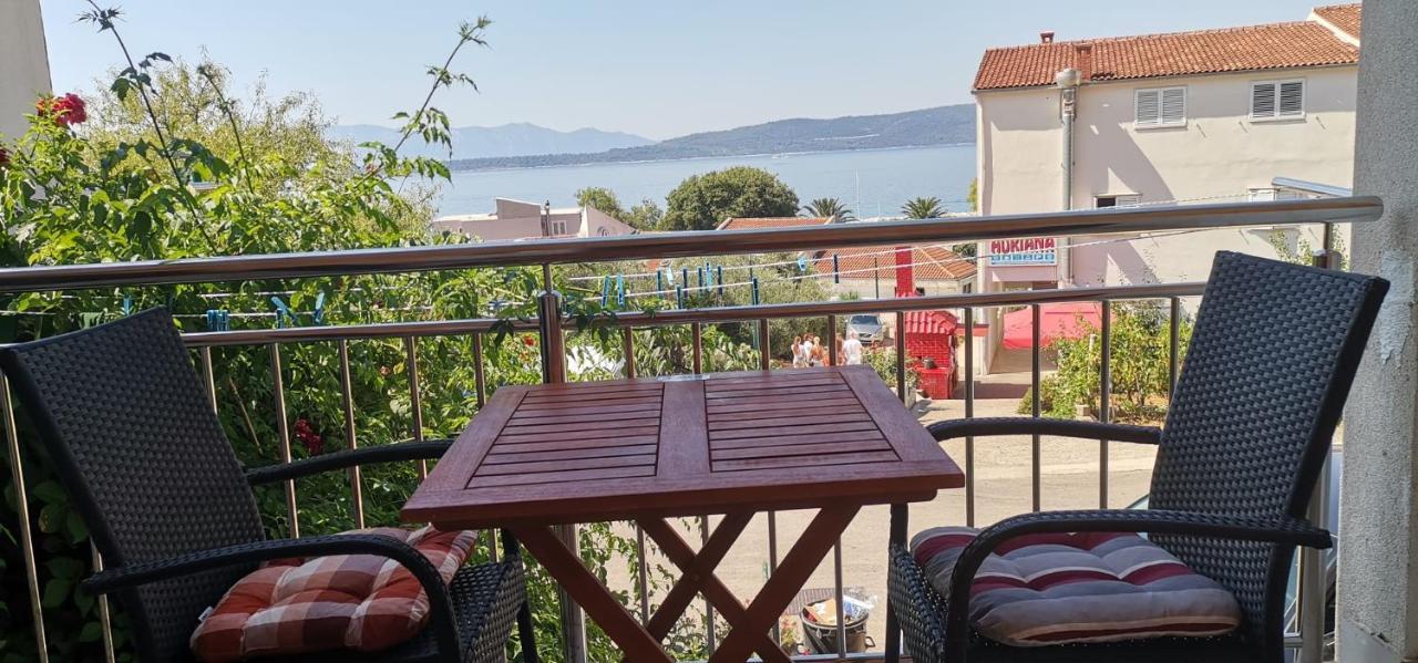 Apartmani ANDRIJA Zivogosce Bagian luar foto