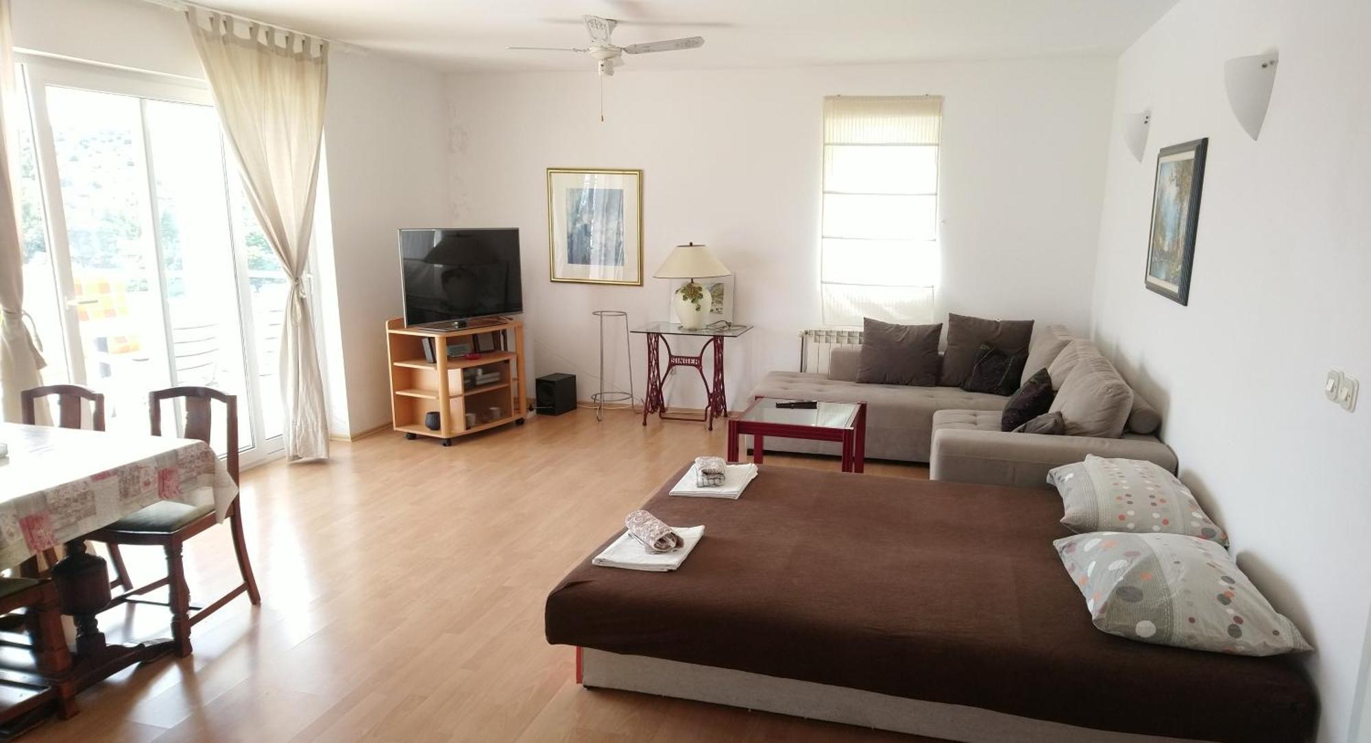Apartmani ANDRIJA Zivogosce Bagian luar foto